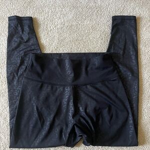 Buff bunny black leopard embossed leggings size M